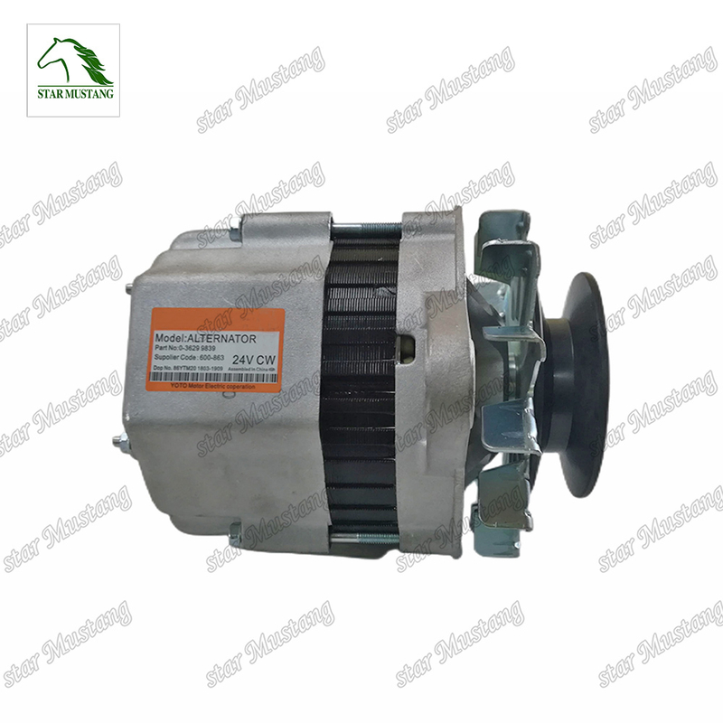 دینام اصلی موتور دیزل 4D95 PC60-5 24V 30A 600-821-3850